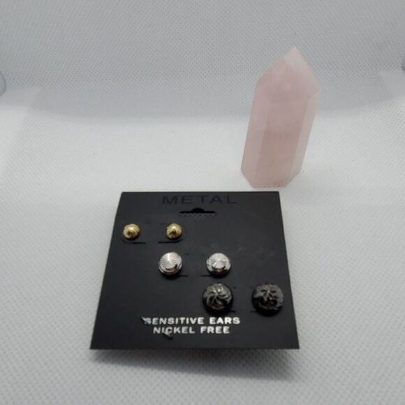 NWT Metal 3 Pairs of Earrings - Picture 2 of 2